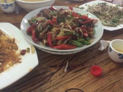 -溢心园香河肉饼总店