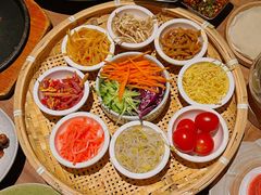 -包整·丝娃娃(一览甲秀楼风景店)