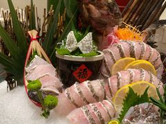 -鼎泰亨·海鲜牛肉餐厅(滨江店)