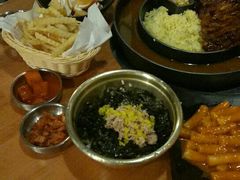 -肥肥虾庄·金牌油焖大虾(杨园滨江时代walk店)