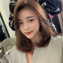 -AYO SALON