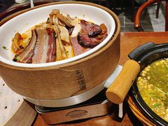 -索溪山寨·湘西饮食文化博物馆(标志门店)