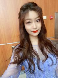 -红馆妆造(中央大街店)