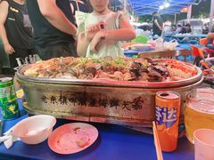 -老东镇啤酒屋海鲜加工·蒸汽海鲜·海鲜烧烤(台东店)