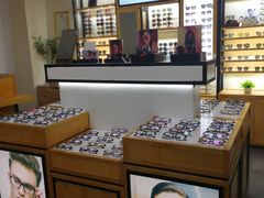 -LOGO眼镜·蔡司品牌折扣店(龙华清湖店)