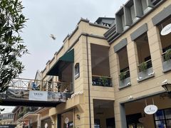 -王府井奥莱临潼小镇(临潼店)