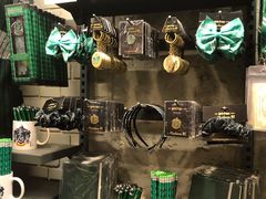 -九又四分之三站台哈利波特商店