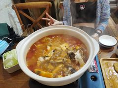 酸汤鱼火锅-猫爷的腔调·黔小馆(交大医学住宅区店)