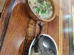 -正宗李家土鸡米线店