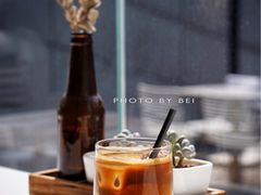 -UNI UNI(环亚凯瑟琳店)