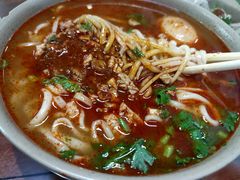-亮亮面馆(经六路店)