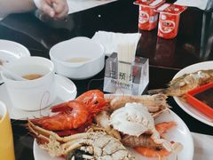 -荣誉国际酒店-云顶旋转餐厅
