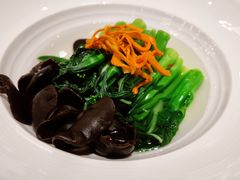 泉水木耳浸有机菜心-广州文华东方酒店·江-由辉师傅主理