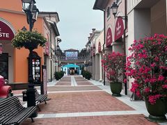 -佛罗伦萨小镇广佛名品奥特莱斯(疏港路店)