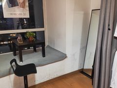 -红像馆连锁精致证件照职场照(中关村店)