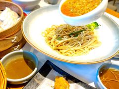 -馋三尺蟹粉小笼(人民广场店)