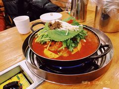 -喇喇排骨火锅·传统韩式脊骨汤(望京西园总店)