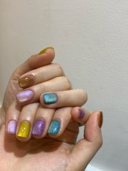 -花岐款式专研健康美甲沙龙