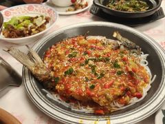 -堂瓦里·33年传统赣菜(第一街区店)