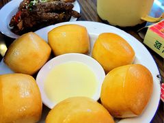 黄金小馒头-三镇卤货二公司(汉街店)
