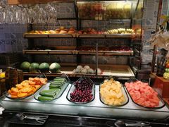 自助取餐区-领鲜活海鲜榴莲自助火锅(东门店)