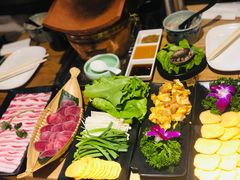 -碳说品道.瓦片烤肉.海鲜烧烤(中华路店)