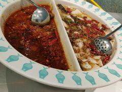 -姚姚酸菜鱼·金戈戈香港豉油鸡(喜荟城联名店)