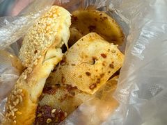 -老鼓楼麻辣烫夹馍