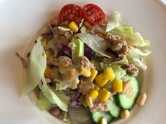 金枪鱼蔬菜沙拉-爱丽丝牛排西餐厅(光谷步行街店)