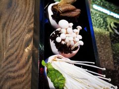 -九鼎轩脆毛肚火锅(三钢里店)