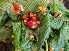 -洱海人家餐厅(仙足岛店)