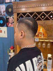 -贝勒爷专业男发