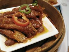 -新大咀港式茶餐厅(宝山万达店)