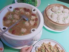 -小凤庭·地道湖北菜武昌鱼·藕汤(38年黄鹤楼店)
