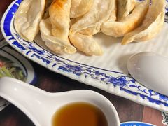 马蹄锅贴-长人馄饨铺(解放街店)