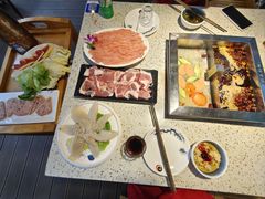 -二荆条·蜀鲜汇城市森林火锅