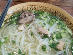-正宗李家土鸡米线店