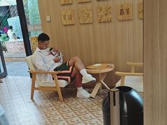 -霸王茶姬(南强街店)