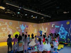 -小鸡哆哆故事屋·儿童乐园(嘉里城店)