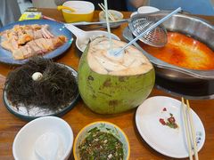 -老何家后安粉·糟粕醋海鲜火锅(三亚湾椰梦长廊店)