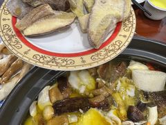 -菌之家·专业纯野生菌火锅·特色炒菌