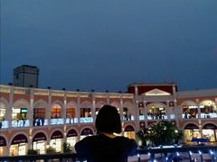 -佛罗伦萨小镇广佛名品奥特莱斯(疏港路店)