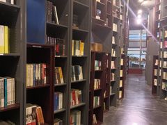 -当当梅溪书院(步步高梅溪新天地店)