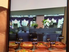 -新艺自助美食城(中山路店)