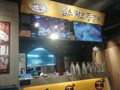 -肥肥虾庄·金牌油焖大虾(杨园滨江时代walk店)
