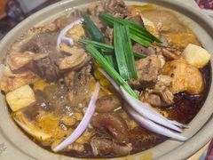 -沙胆彪炭炉牛杂煲(上海日月光广场店)