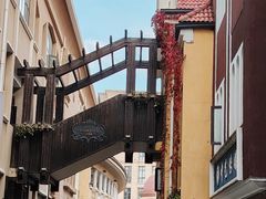 -鲁邦国际风情街(麦世达韩国精品百货店)