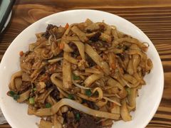 炒牛河-荣记潮汕牛肉火锅(仙鹤街店)
