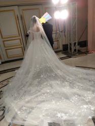 -Flora婚纱礼服定制租赁店