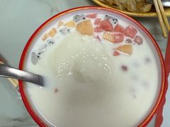 -黄师奶甜品店